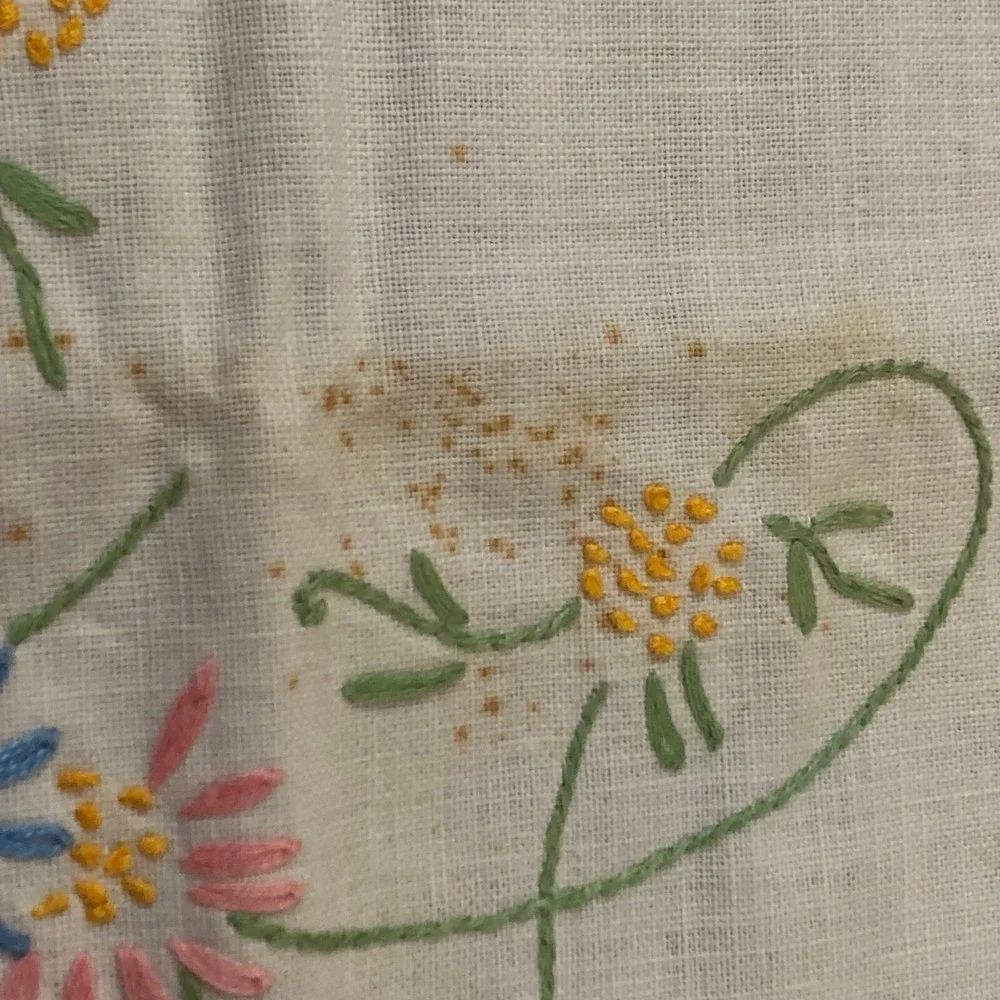 Tablecloth 33X33 & 4 Napkins Vintage Embroidery Handmade Blue Pink Yellow Daisy